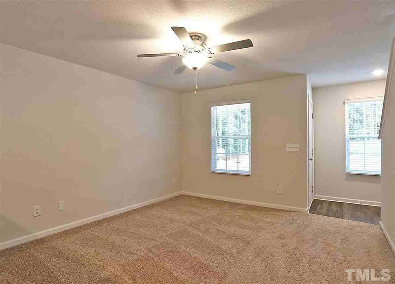 918 E Green St #E103 - Photo 3 of 12