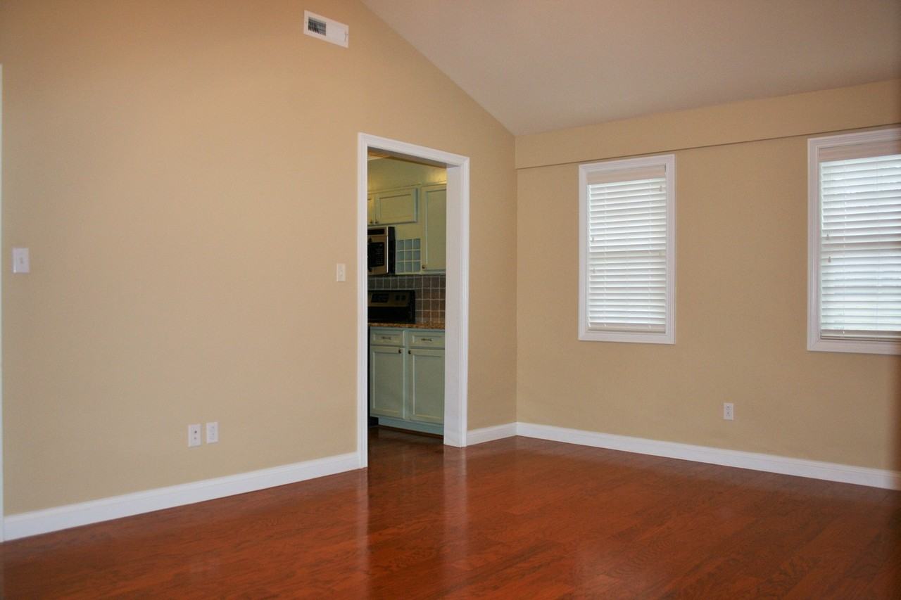 1309 Craig Rd - Photo 3 of 14