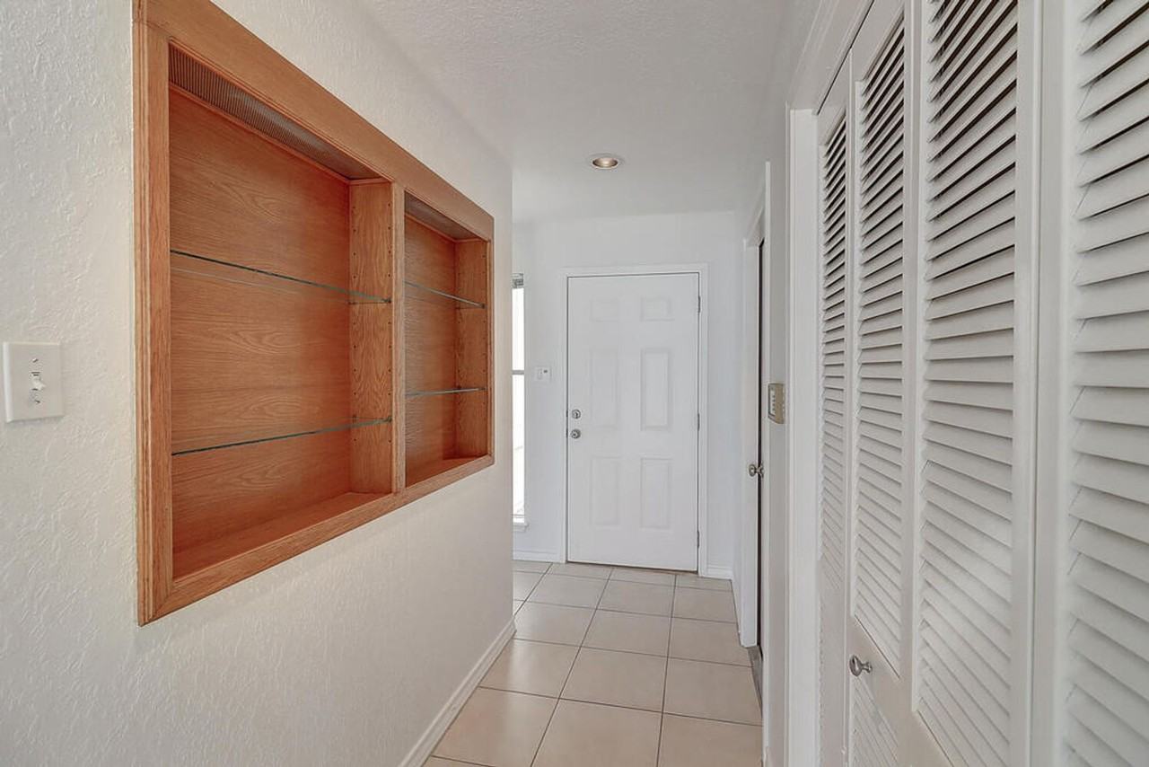 15321 Dasmarinas Dr - Photo 3 of 38