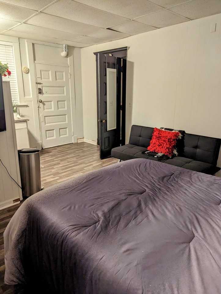 838 Union Street - Photo 3 of 16