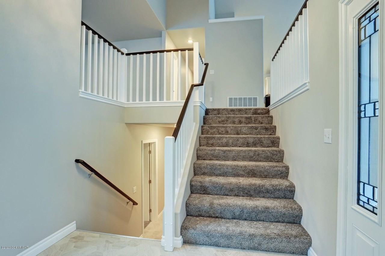 1455 E Esty Dr - Photo 3 of 35