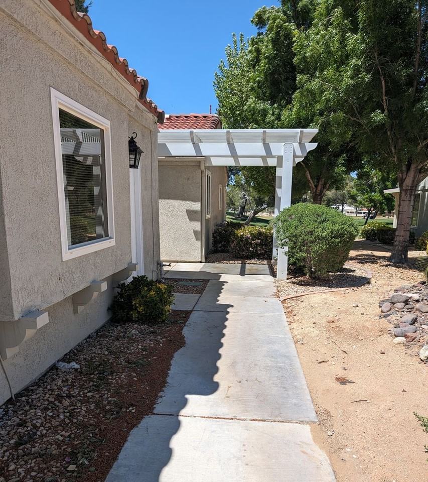 14814 Clubhouse Dr - Photo 2 of 23