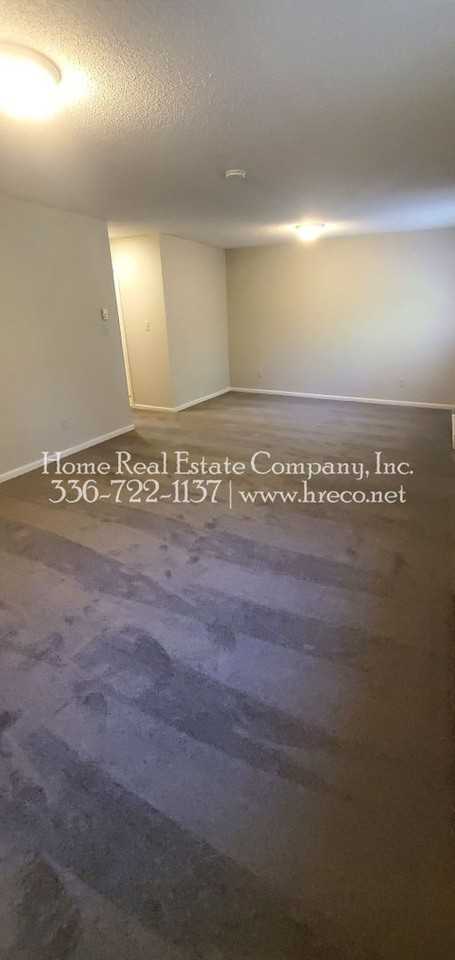 3011 Broadbay Dr #F - Photo 5 of 10