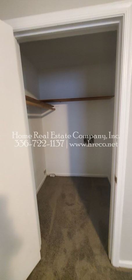 3011 Broadbay Dr #F - Photo 6 of 10