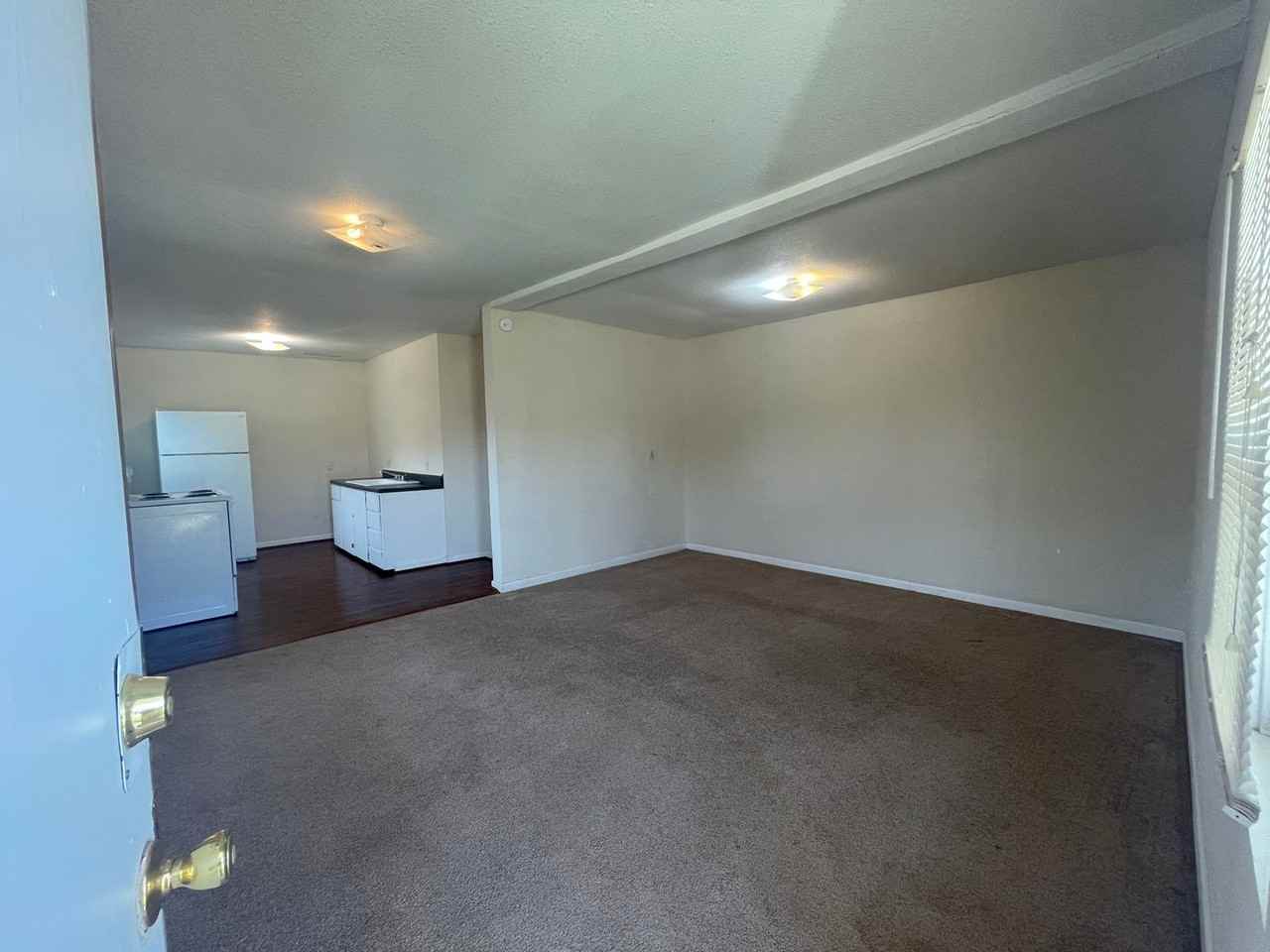 620 Grand Ave - Photo 4 of 7