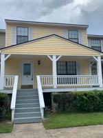 featured image of 912 Pineland Ave #28