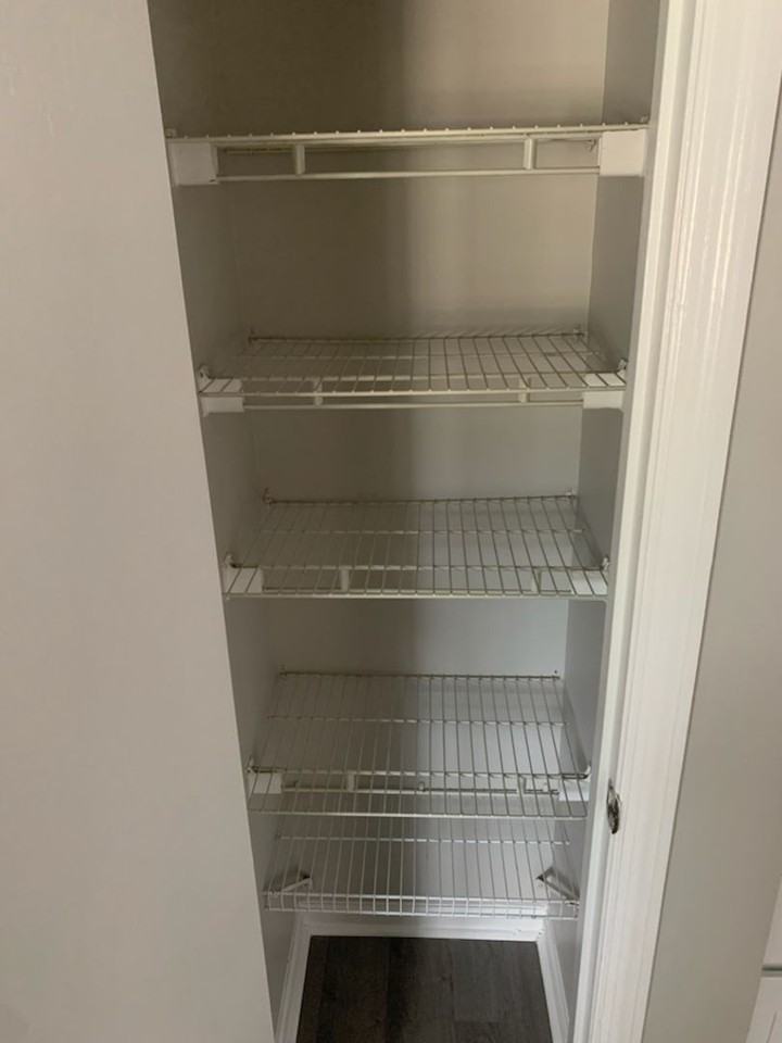 912 Pineland Ave #28 - Photo 7 of 29