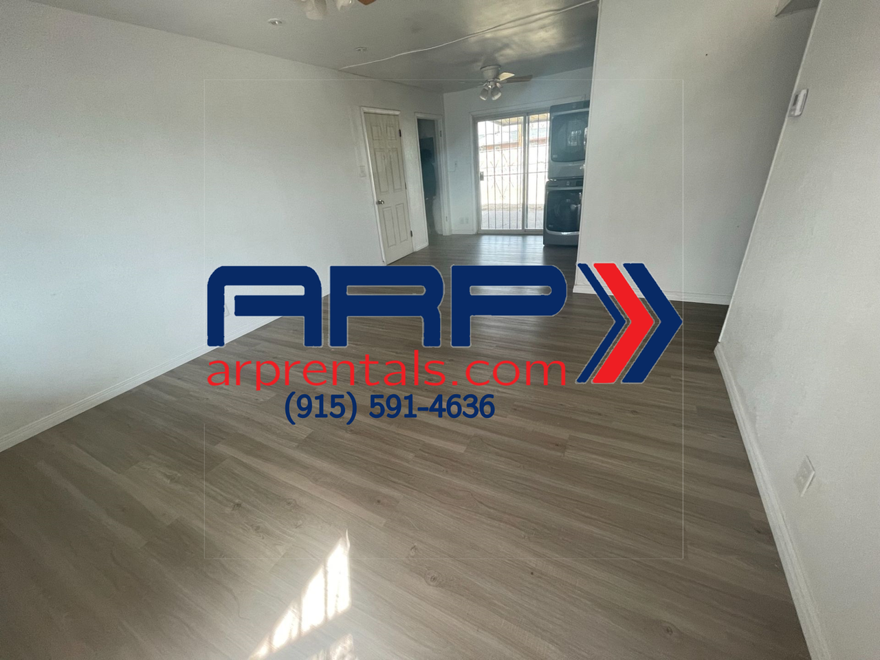 5713 Lexington Dr - Photo 3 of 16