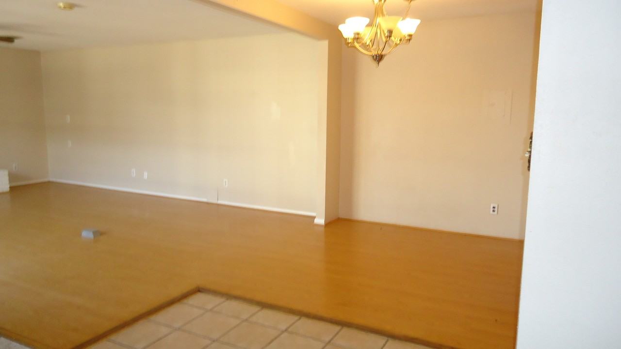 1815 W Runyan Ave - Photo 3 of 15