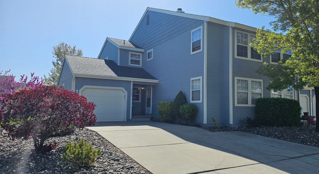 3101 Chubasco Way - Photo 2 of 10