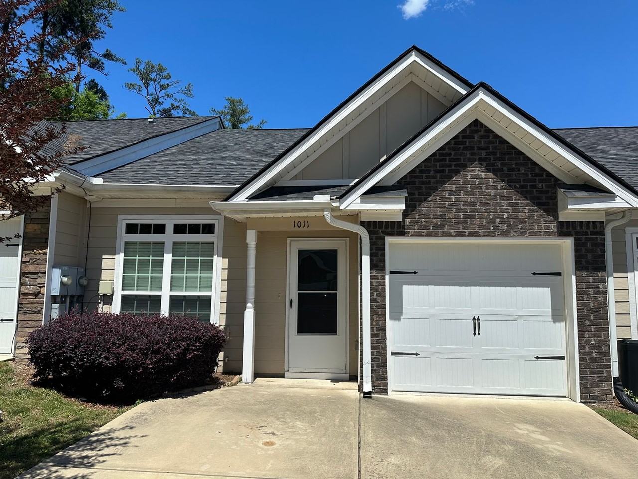 1011 Coveside Trl