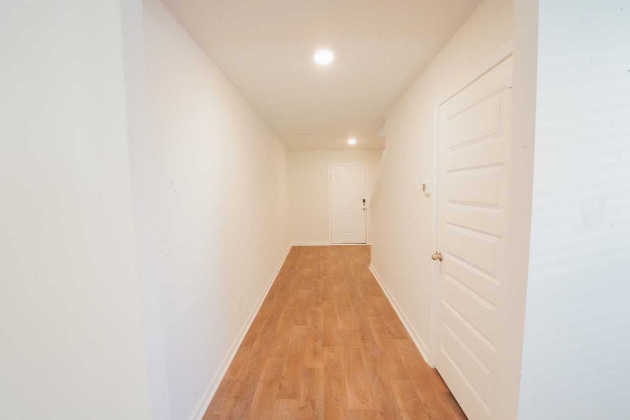 470 Coconut Dr - Photo 5 of 49