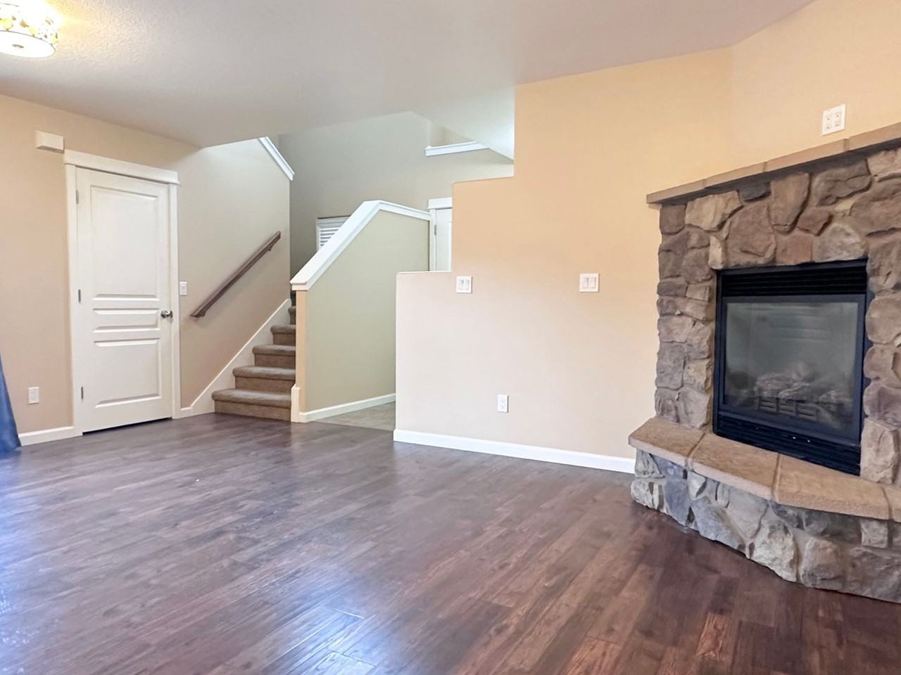 467 Nw 27th St - Photo 6 of 24