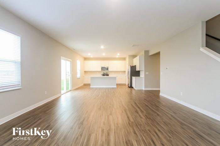 2440 S Carlota Dr - Photo 3 of 15