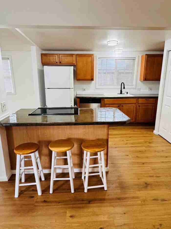 432 Sw 3rd Ave - Photo 2 of 13