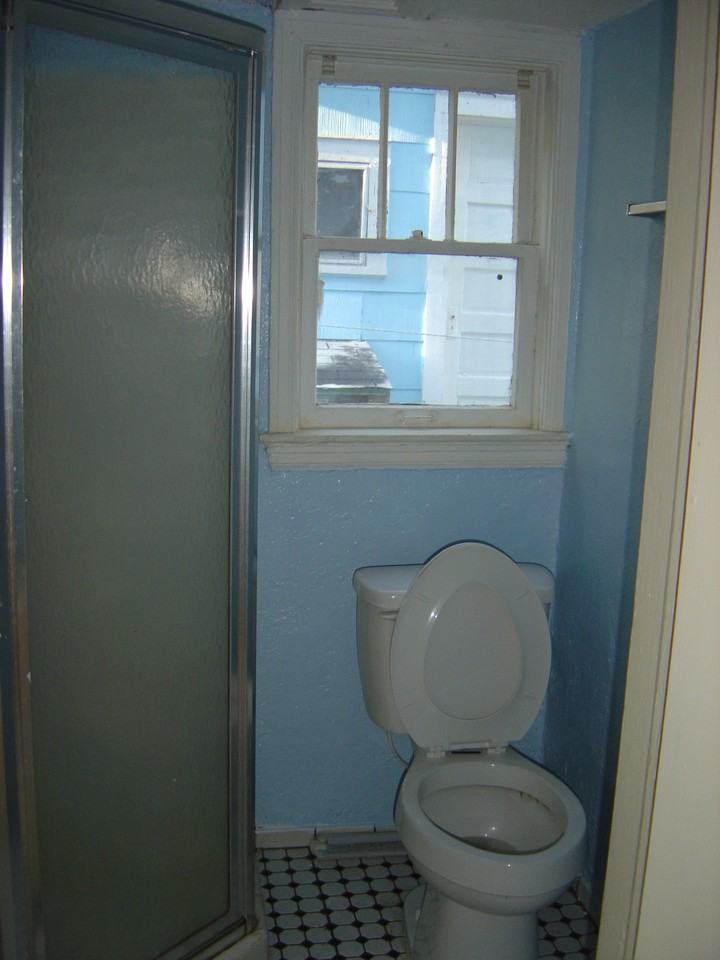 309 Pennsylvania Ave #A - Photo 5 of 9