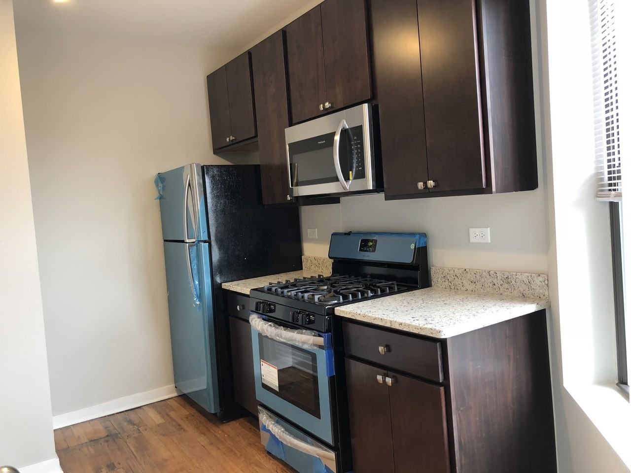 4821 N Christiana Ave #1W - Photo 2 of 10