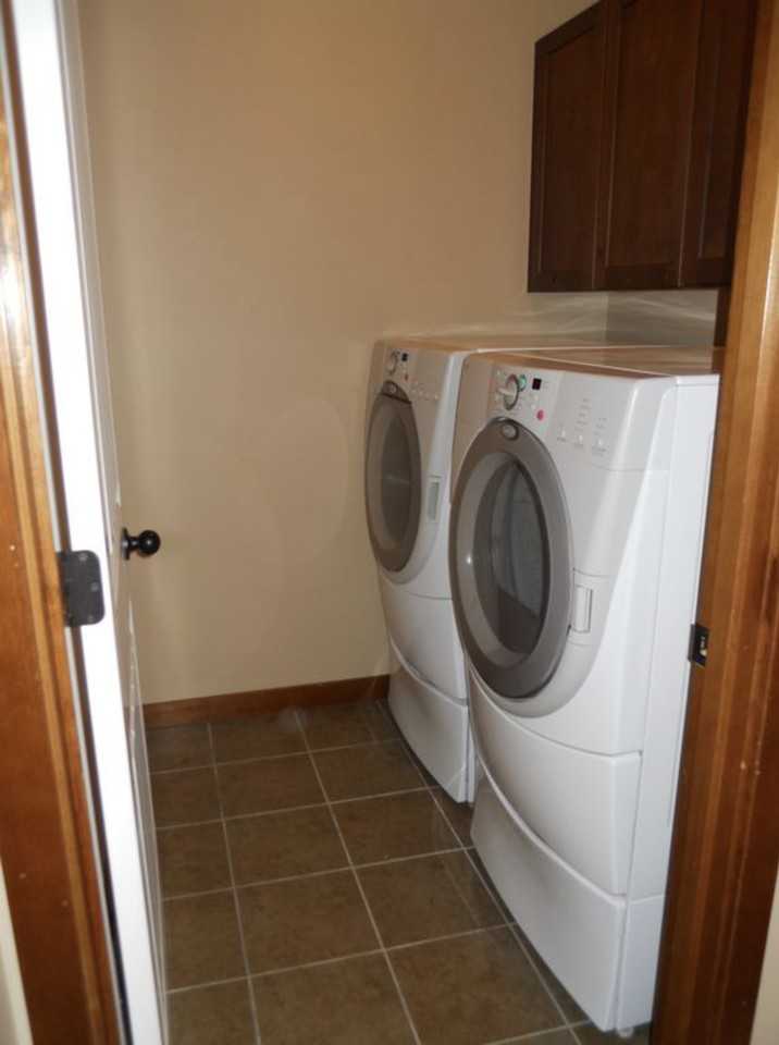 692 Westgate Ave #C - Photo 7 of 18
