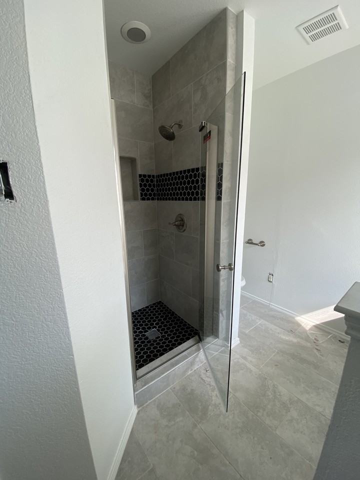 3017 Hillsdale St #NA - Photo 5 of 7