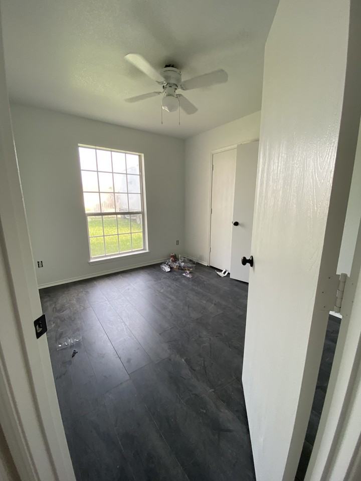 3017 Hillsdale St #NA - Photo 6 of 7