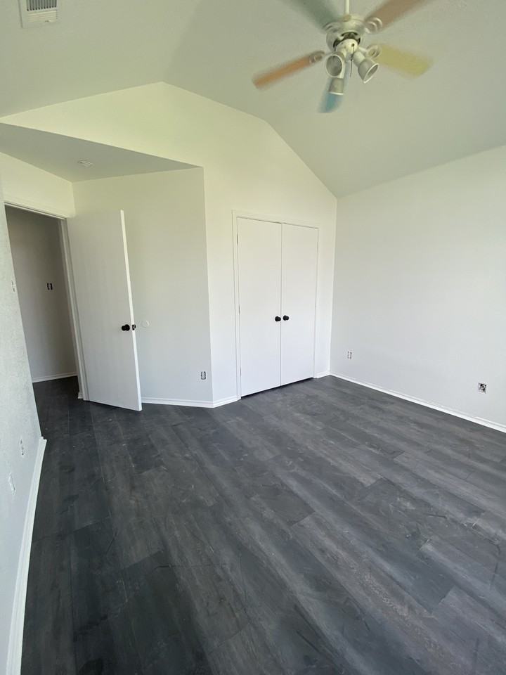 3017 Hillsdale St #NA - Photo 7 of 7