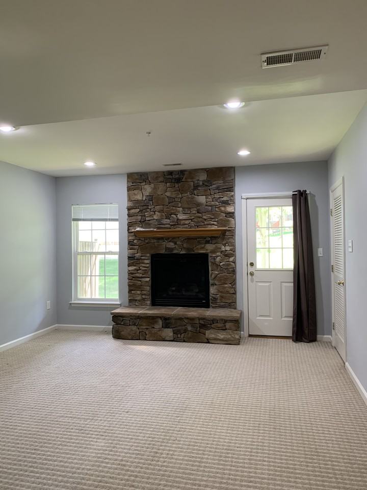 10681 Hillingdon Rd #10681 - Photo 3 of 20