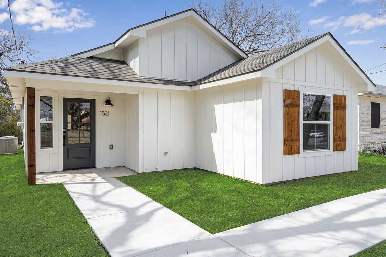 1521 S Rusk Ave #NA - Photo 3 of 34