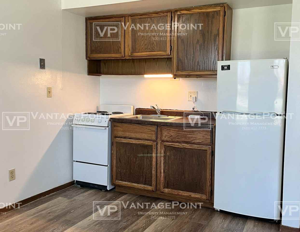 3251 W 4th St #13 - Photo 5 of 11