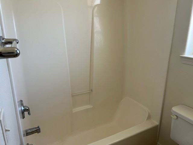 435 E Front St #1 - Photo 4 of 8