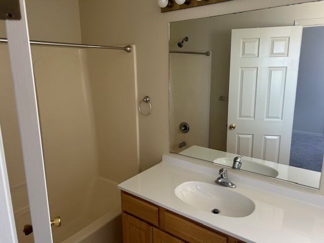 435 E Front St #1 - Photo 7 of 8