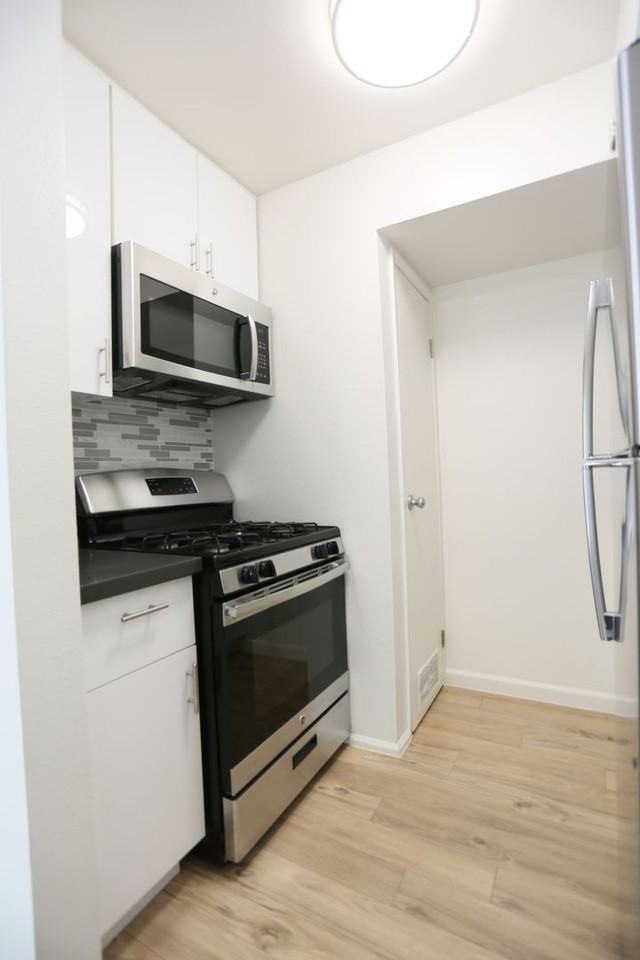 301 Jayne Ave - Photo 7 of 15