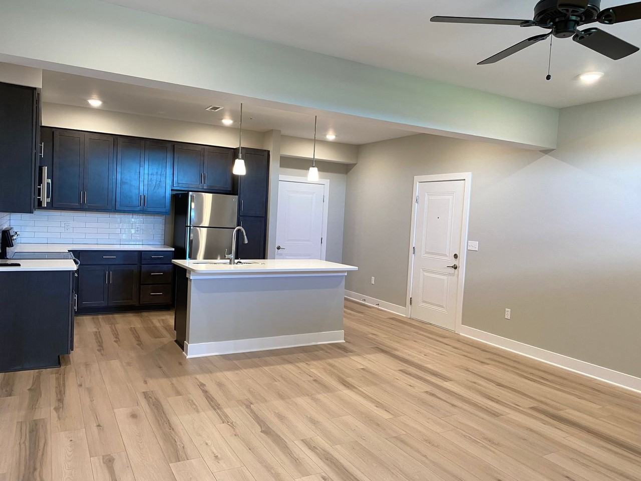 The Flats at Westbury - Photo 5 of 7