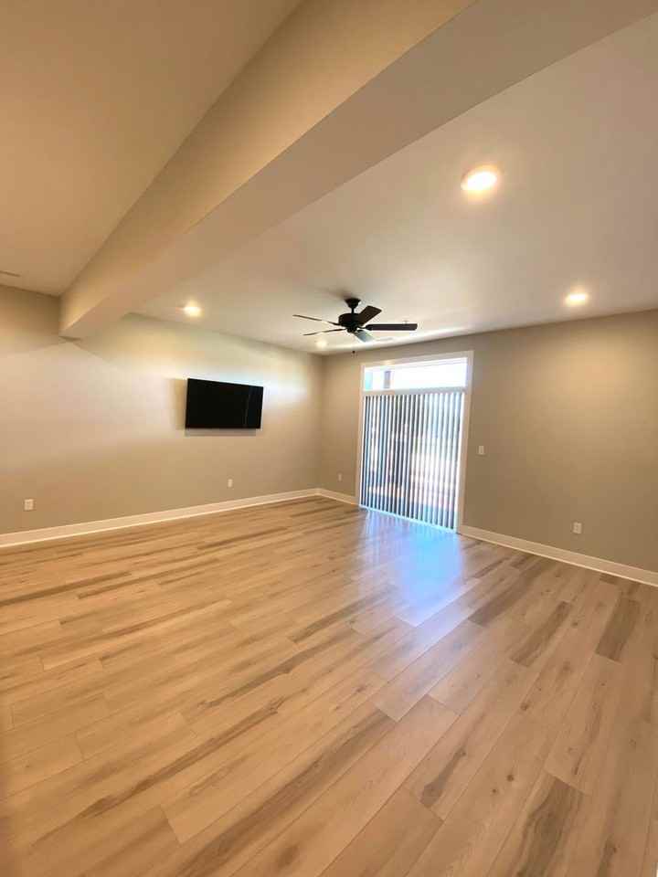 The Flats at Westbury - Photo 7 of 7