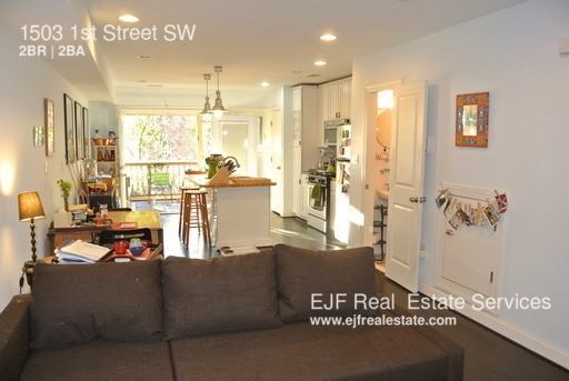 1503 First St SE - Photo 3 of 20