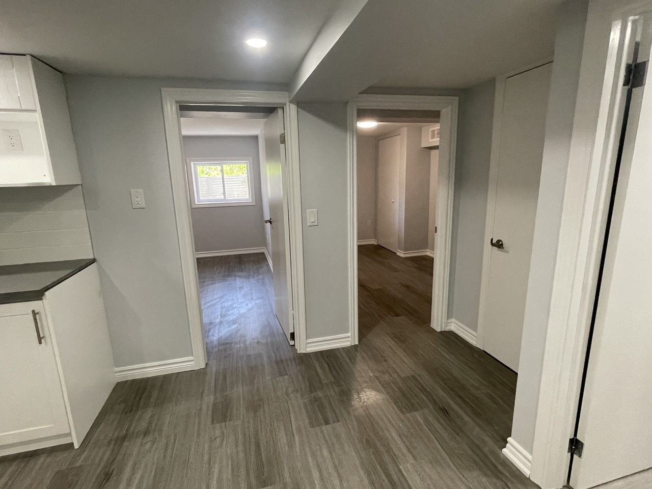 980 Ossington Avenue #BSMT - Photo 7 of 7