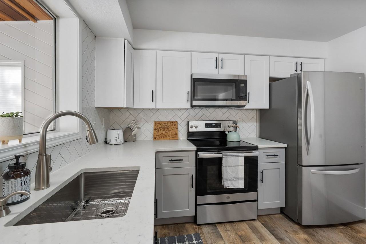 2820 9th Pl Sw - Photo 7 of 41