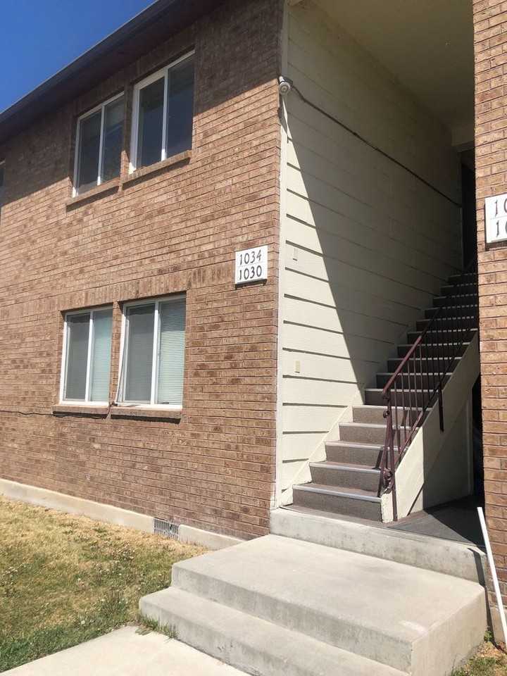 Clinger PG 4 Plex N - Photo 2 of 17