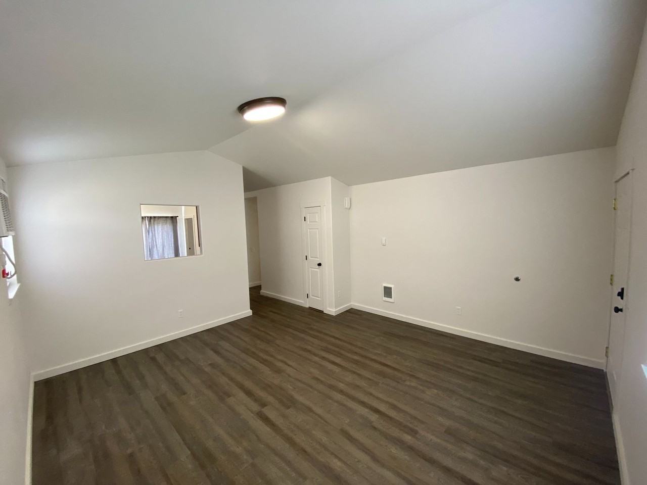 2606 N Ellington St - Photo 6 of 20