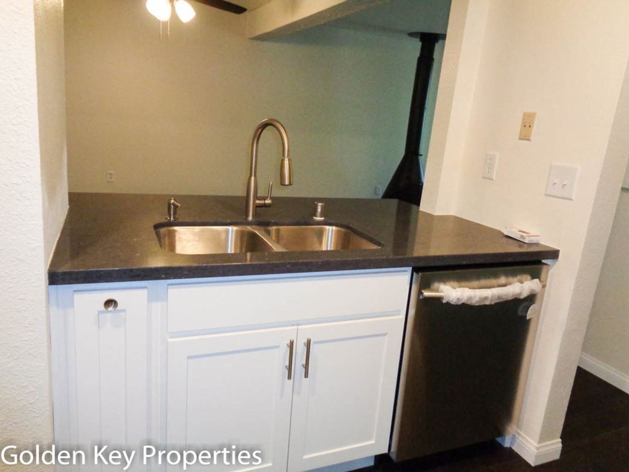 2410 Altisma Way #F - Photo 2 of 14