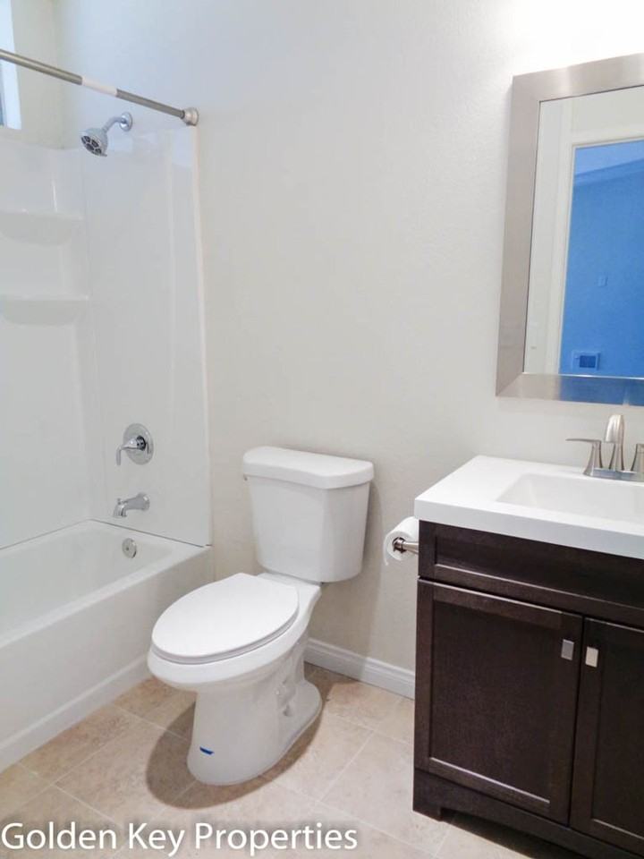 2410 Altisma Way #F - Photo 6 of 14