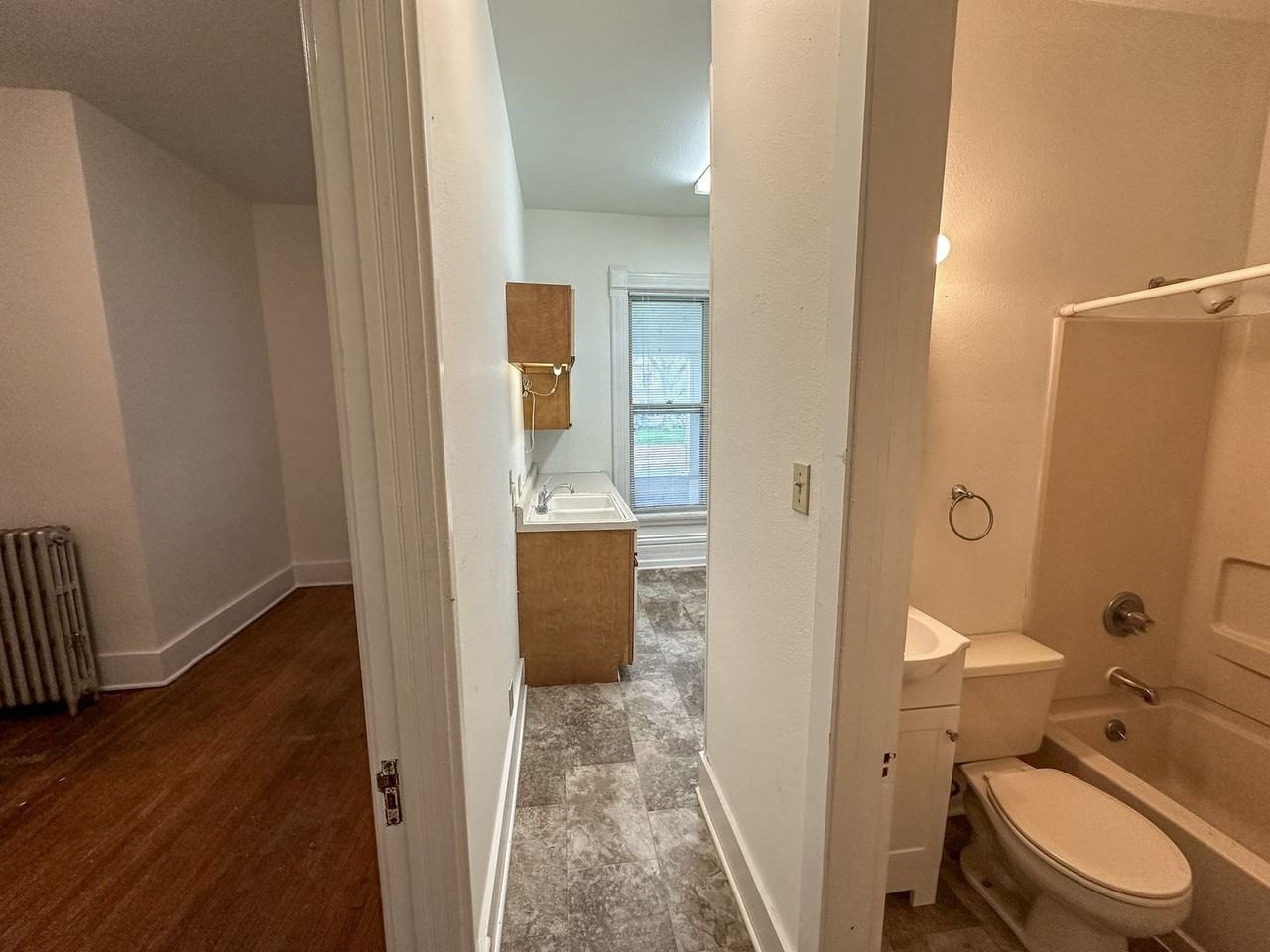 619 Duff Avenue - Photo 7 of 17