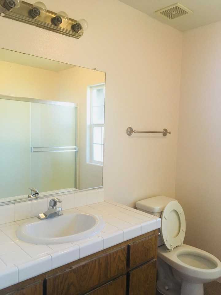 2235 W Lark Ave - Photo 6 of 14