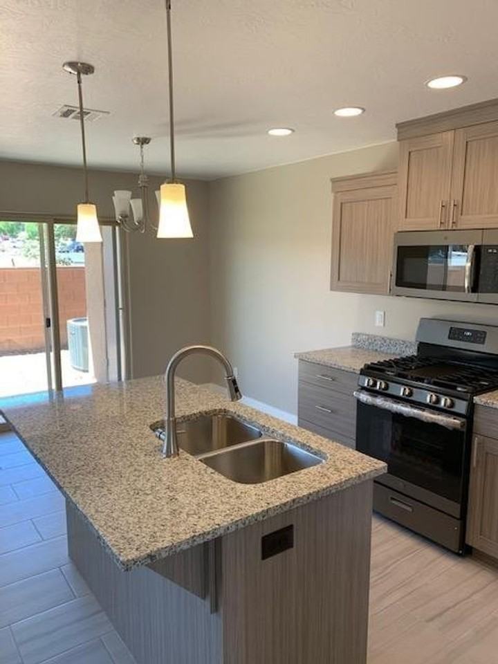 3239 S 840 E #5 - Photo 2 of 18