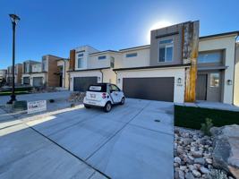 featured image of 3168 E Sky Rim Way