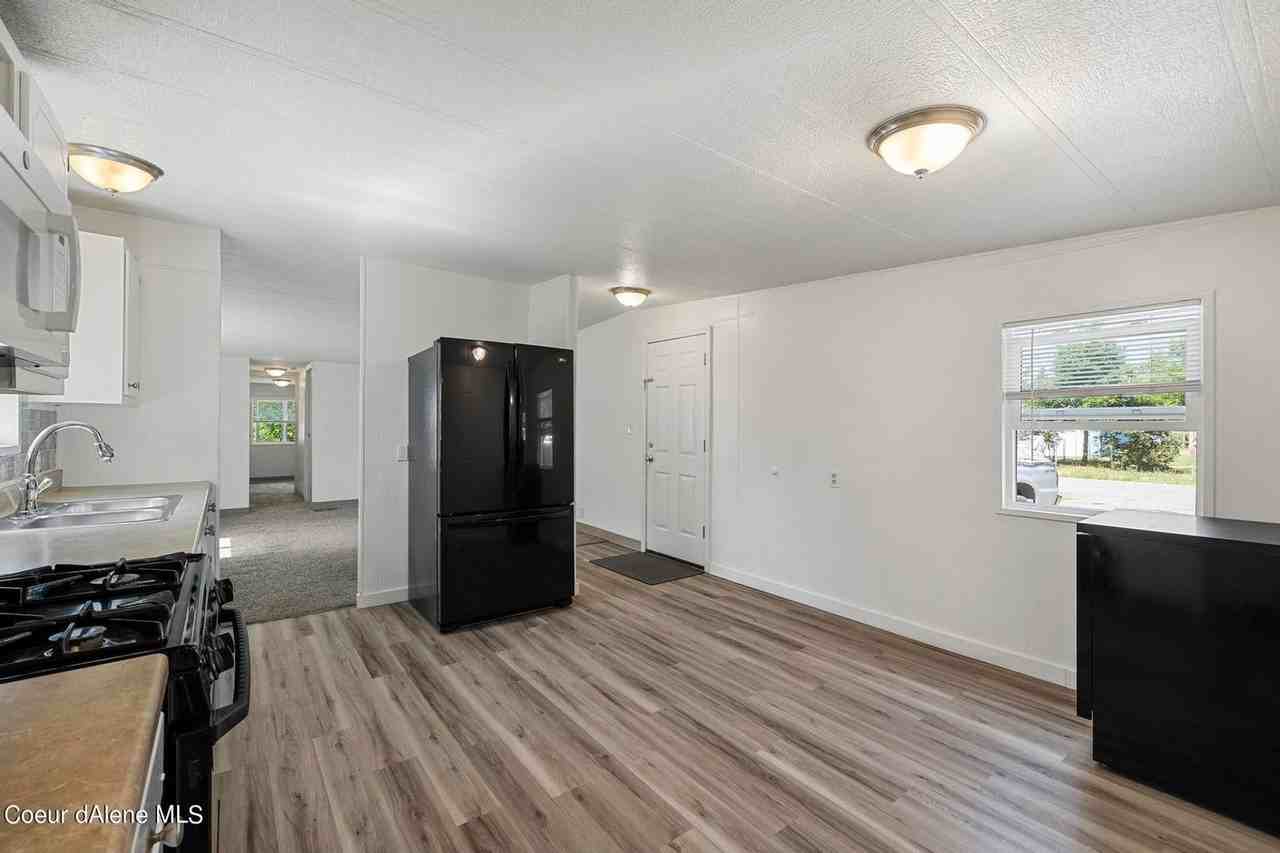 5858 E Colin Dr - Photo 7 of 27