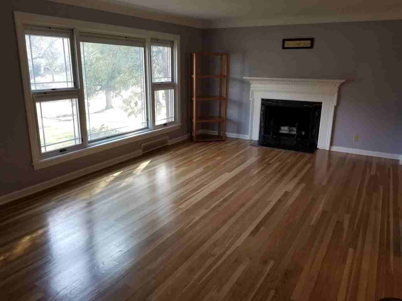 3761 Hillbrook Rd - Photo 4 of 36