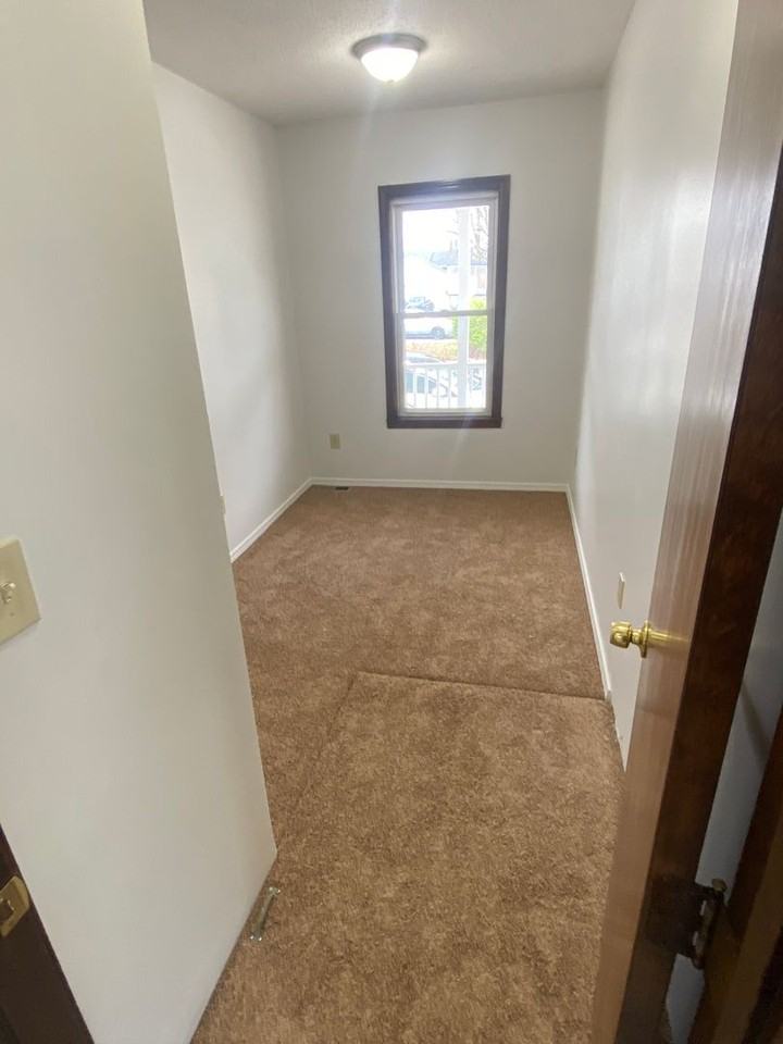 9 Gillis St - Photo 3 of 7