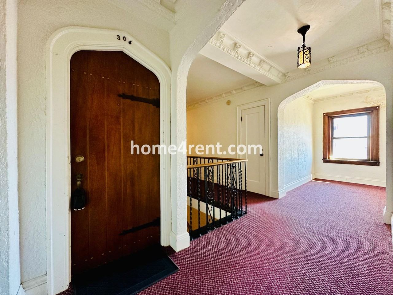 700 W 48th St - Photo 5 of 27