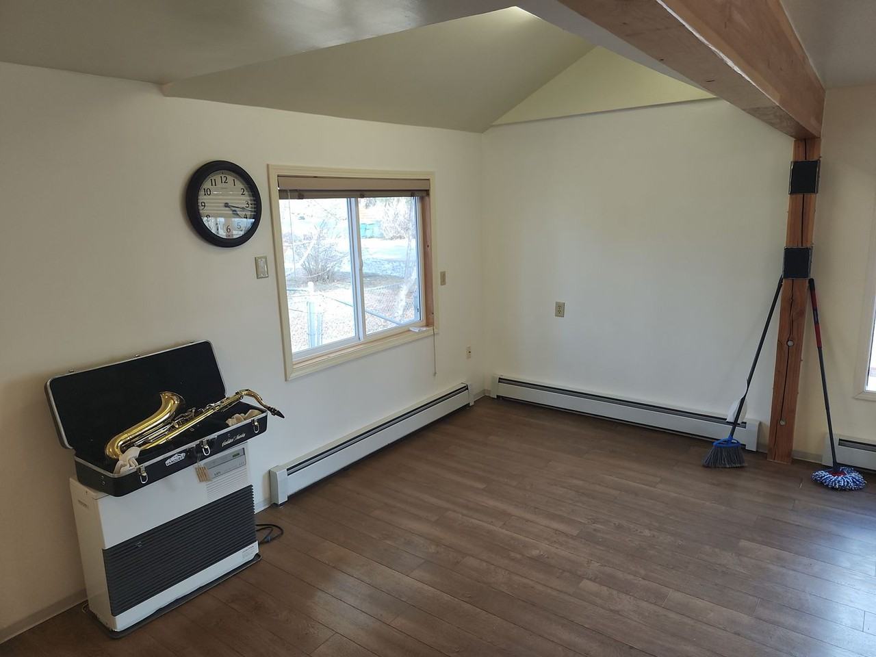 2320 Maudest Pl - Photo 2 of 27