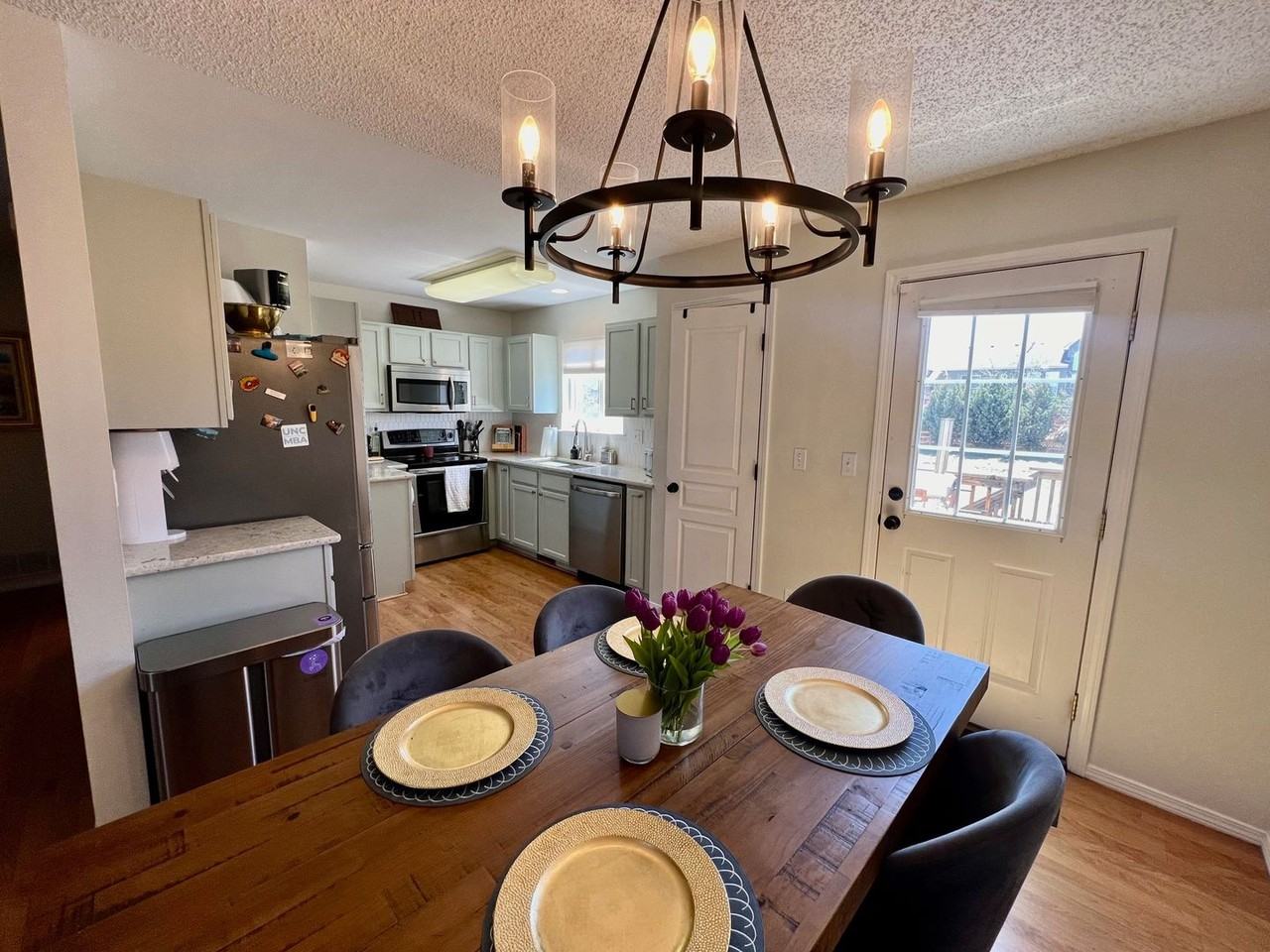 5088 Butterfield Drive - Photo 7 of 22